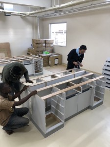 Assembling1